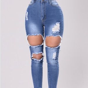 Fashion nova needing something jeans